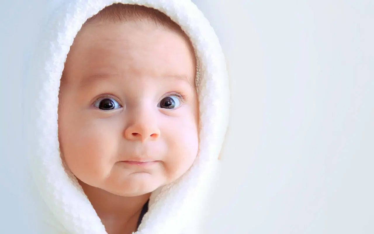 เด็กแรกเกิด